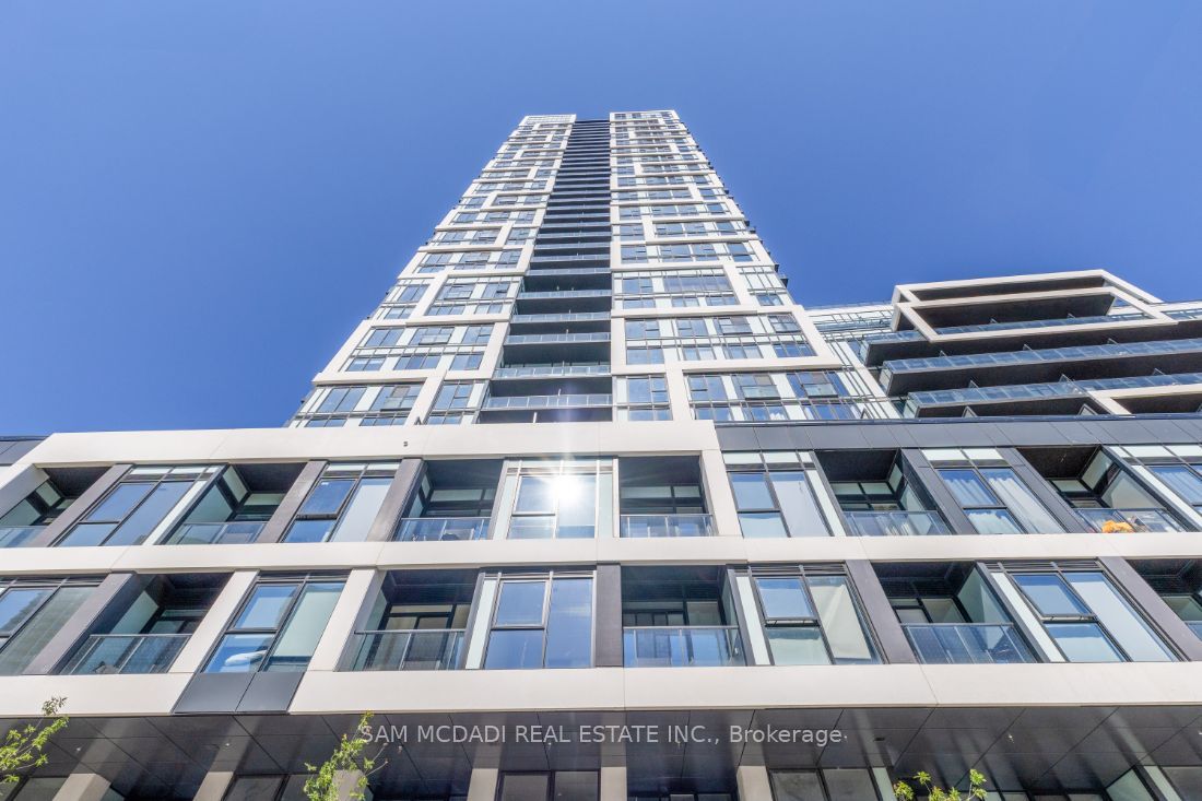 5 Defries Street 801