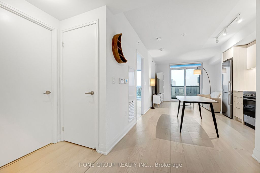 Photo of 10 Gibbs Road #918, Toronto, ON M9B 6L6 (MLS # W12986582)
