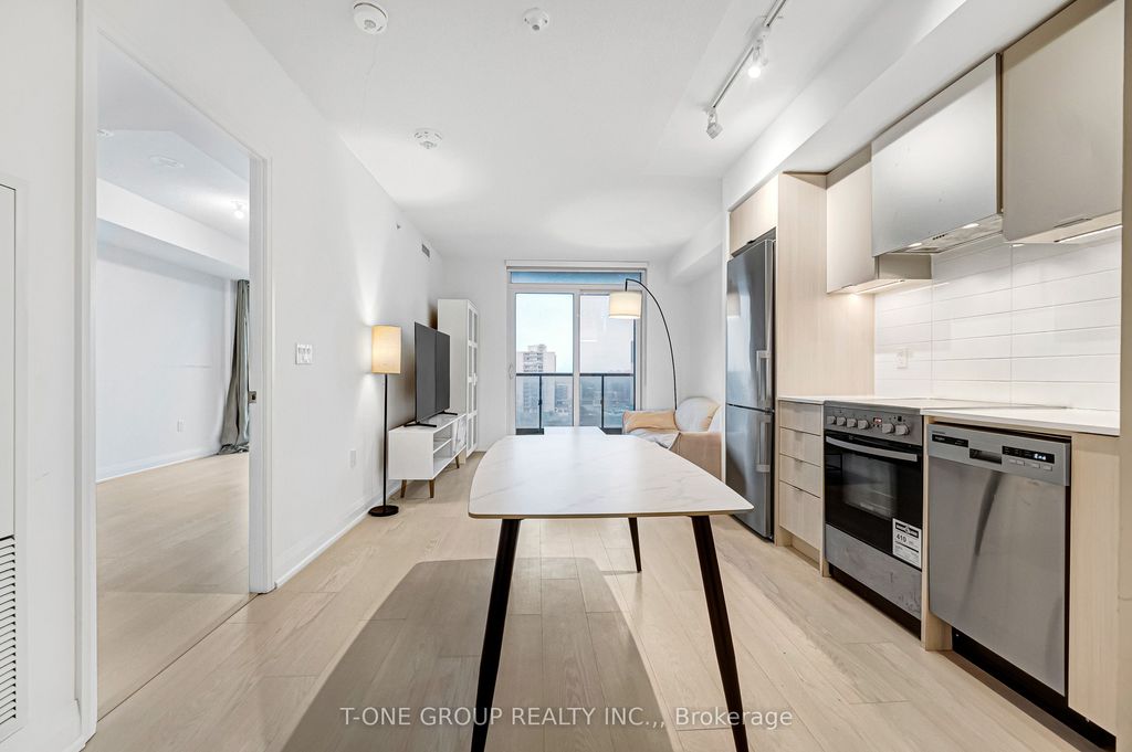Photo of 10 Gibbs Road #918, Toronto, ON M9B 6L6 (MLS # W12986582)