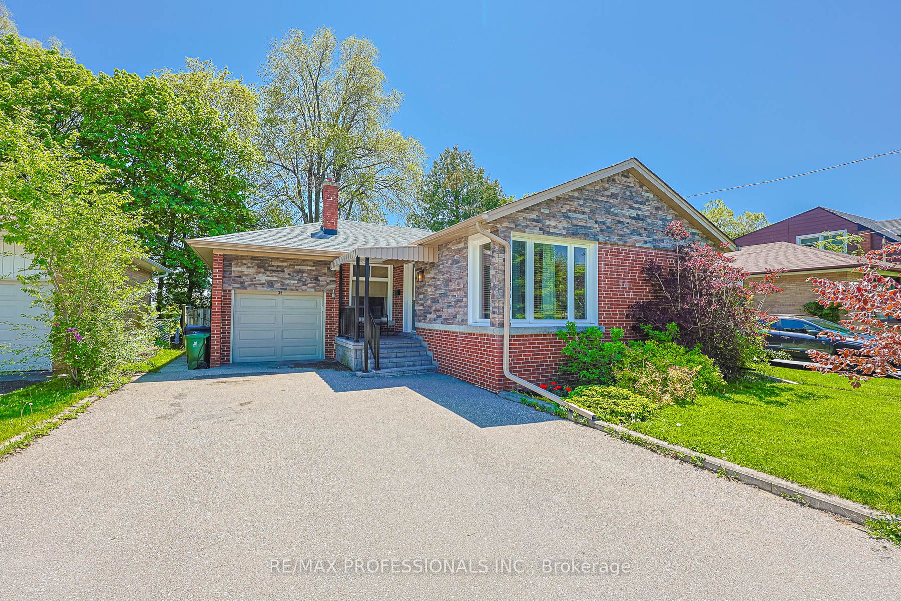 39 Sealcove Drive