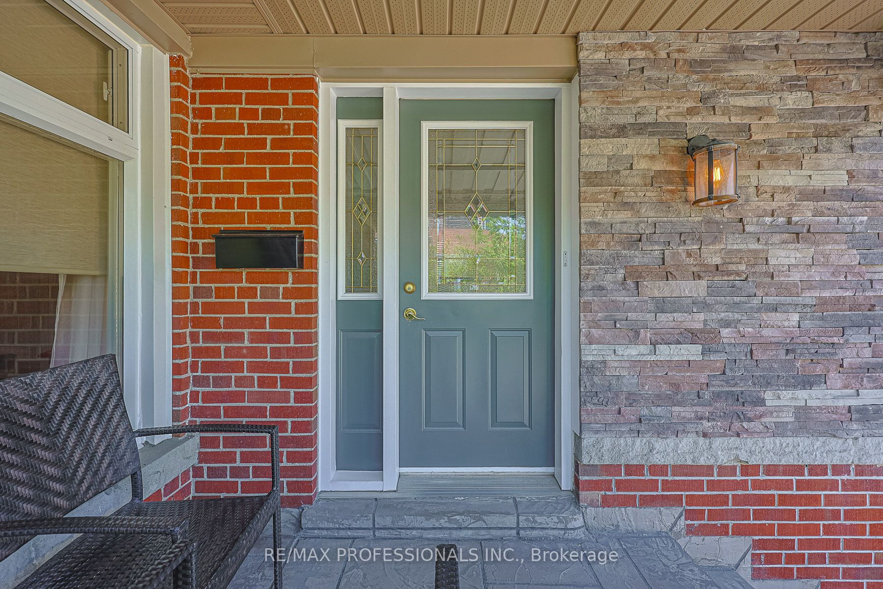39 Sealcove Drive