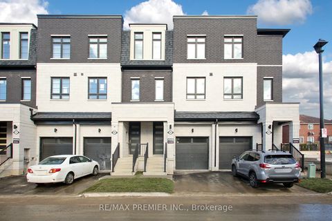 5893 Saigon Street Mississauga ON L5V 2V9