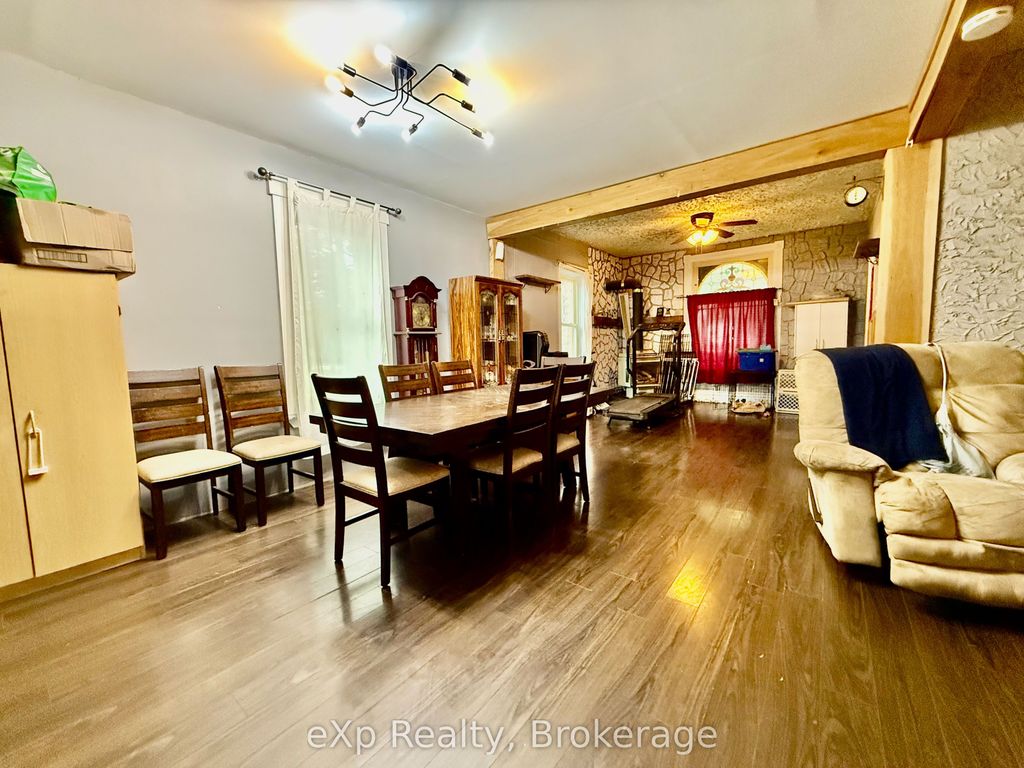 Photo of 388 11TH Street, Hanover, ON N4N 1S5 (MLS # X12585776)