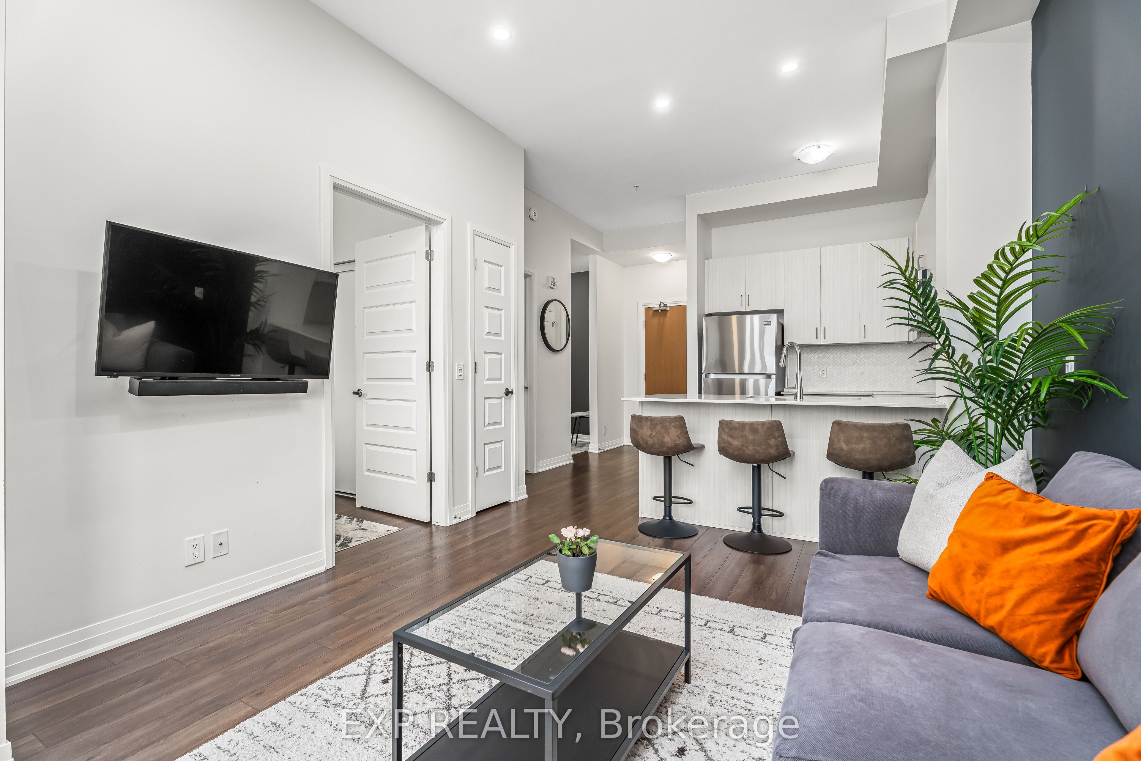 1105 Leger Way 627
