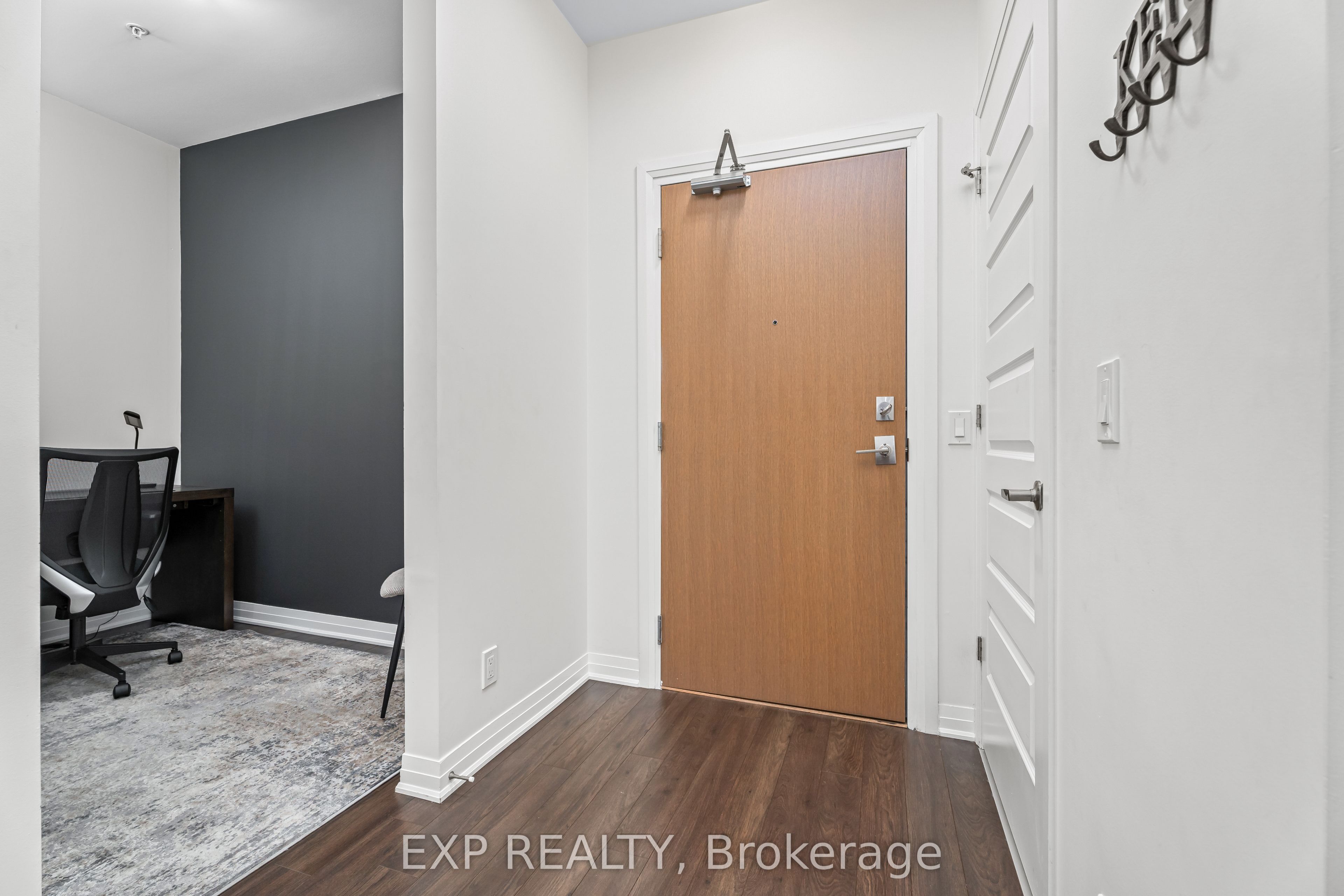 1105 Leger Way 627