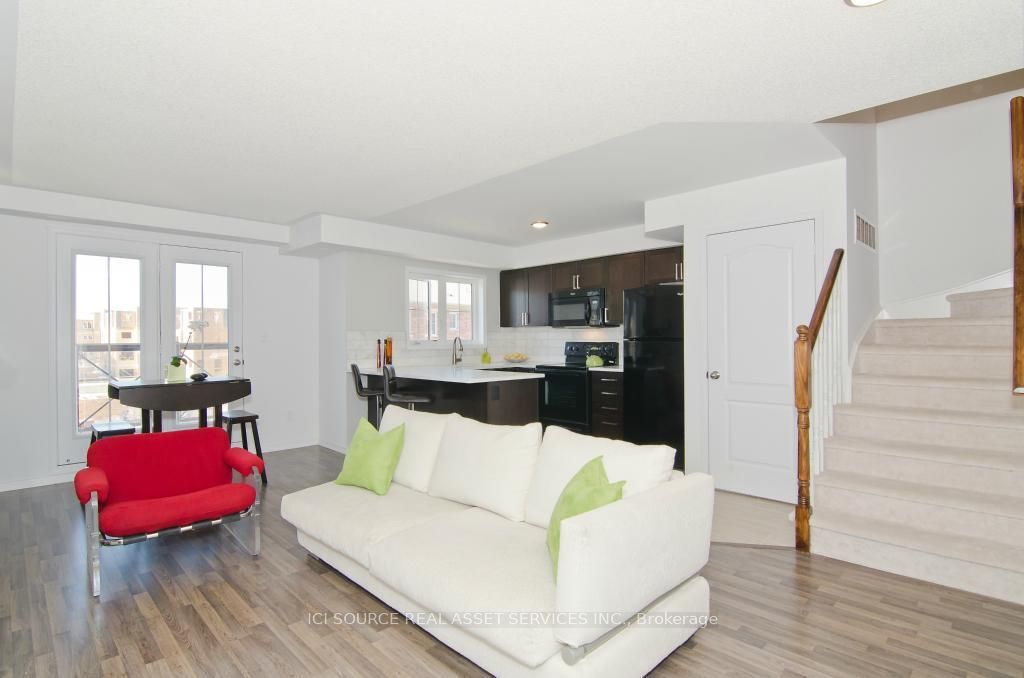 39 Hays Boulevard 17