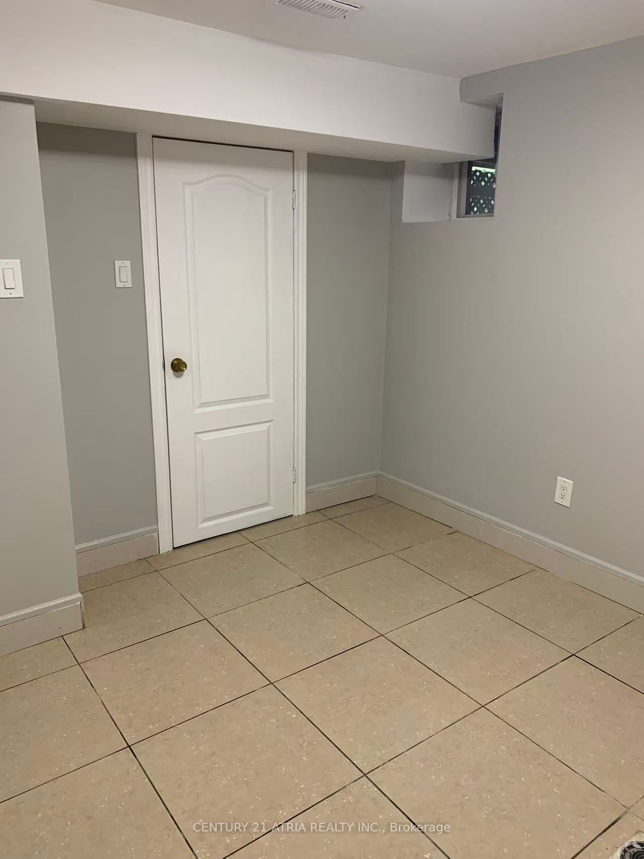 353 Lansdowne Avenue Bsmt