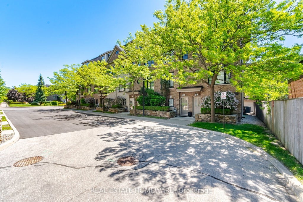 Photo of 62 Cormier Heights, Toronto, ON M8Z 0B5 (MLS # W13564930)