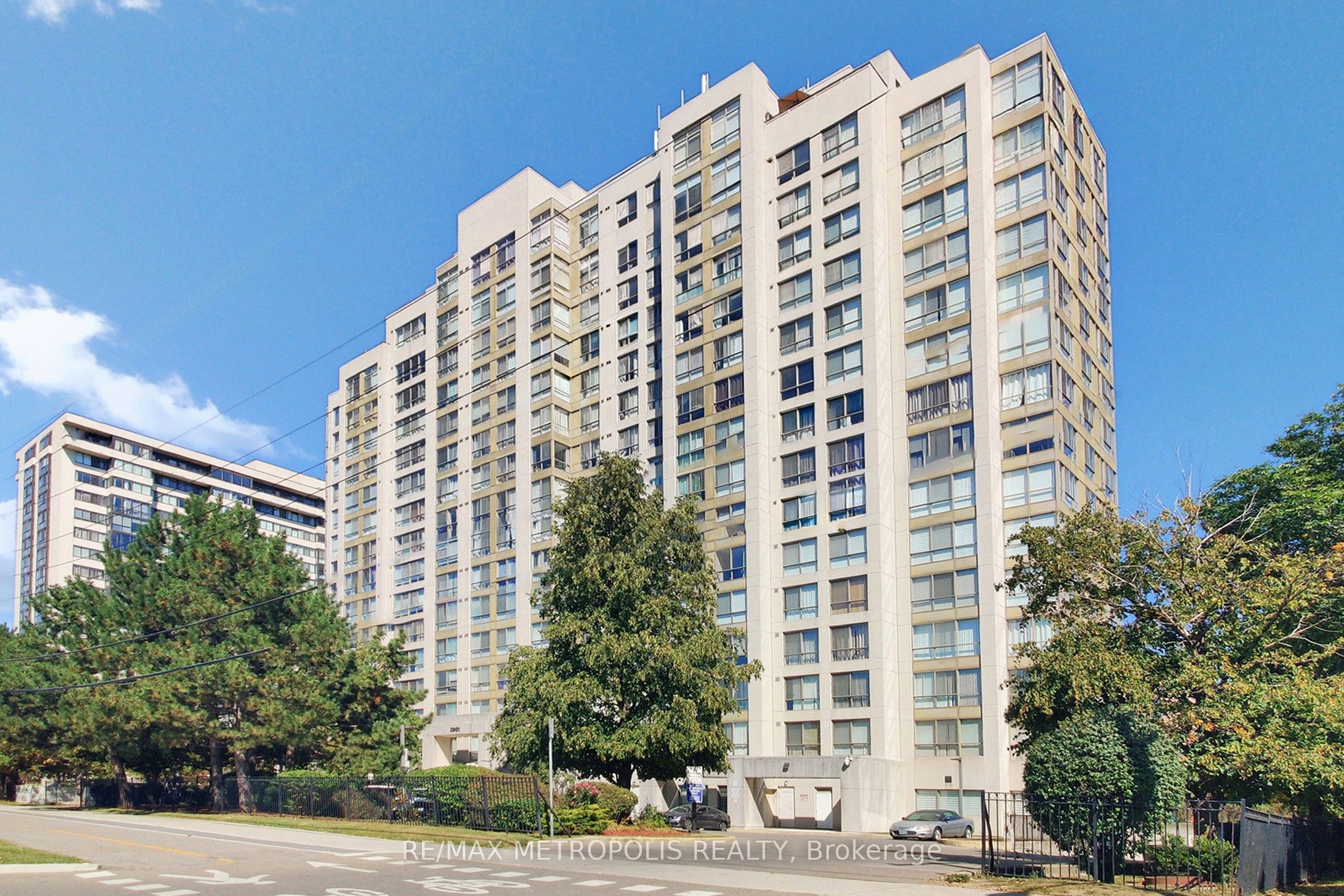 2901 Kipling Avenue 606