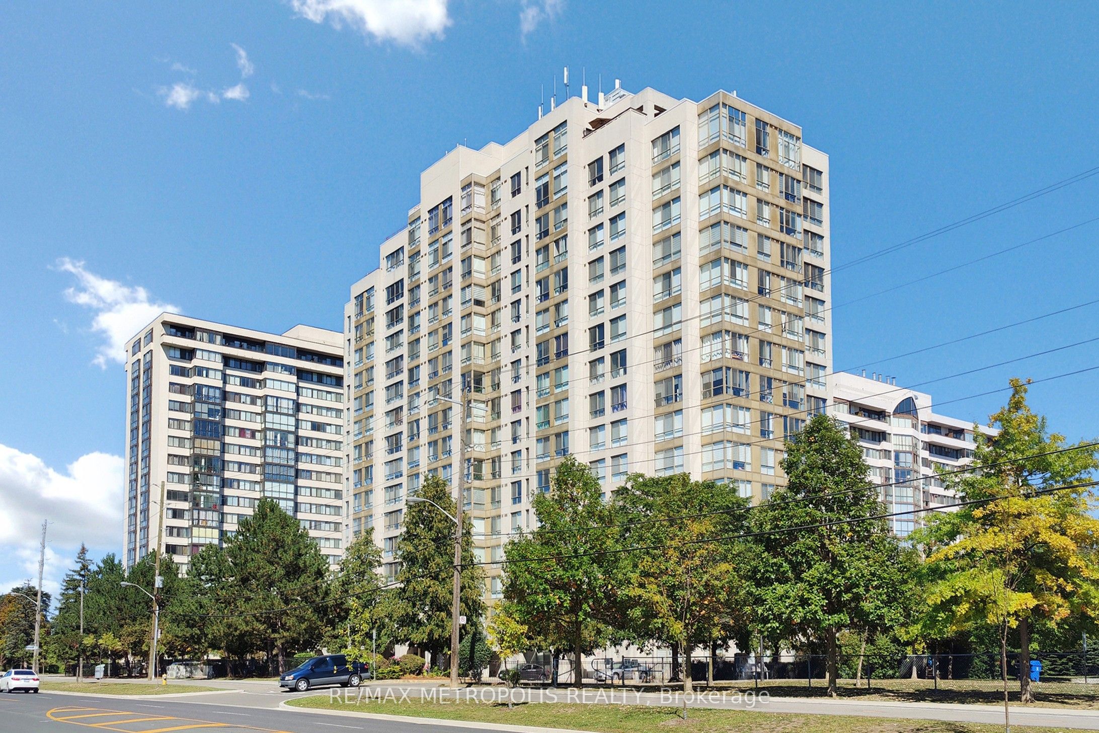 2901 Kipling Avenue 606