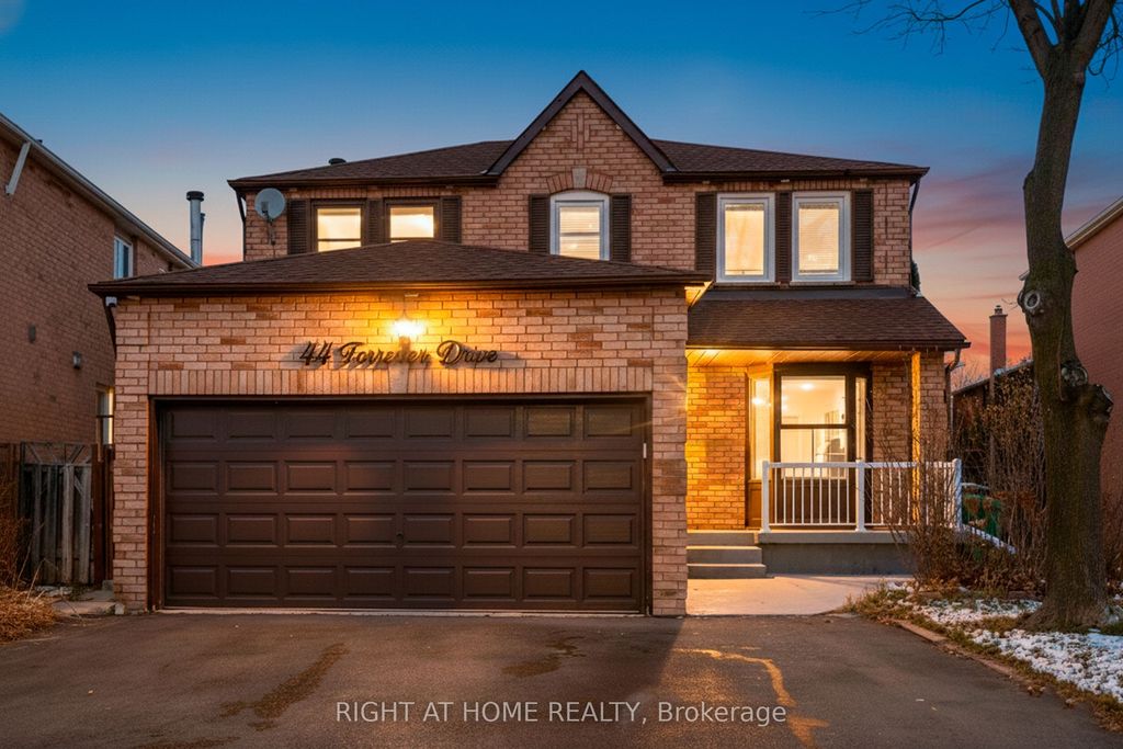 Photo of 44 Forrester Drive, Brampton, ON L6Y 4L7 (MLS # W12594426)