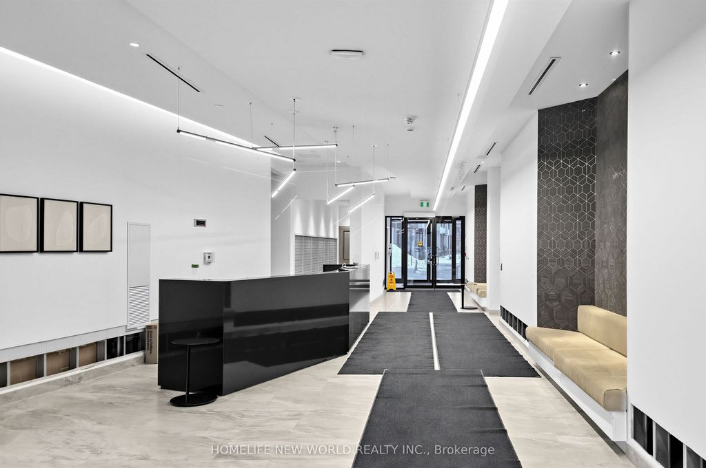 Photo of 2 David Eyer Road #933, Richmond Hill, ON L4S 0N6 (MLS # N12809330)