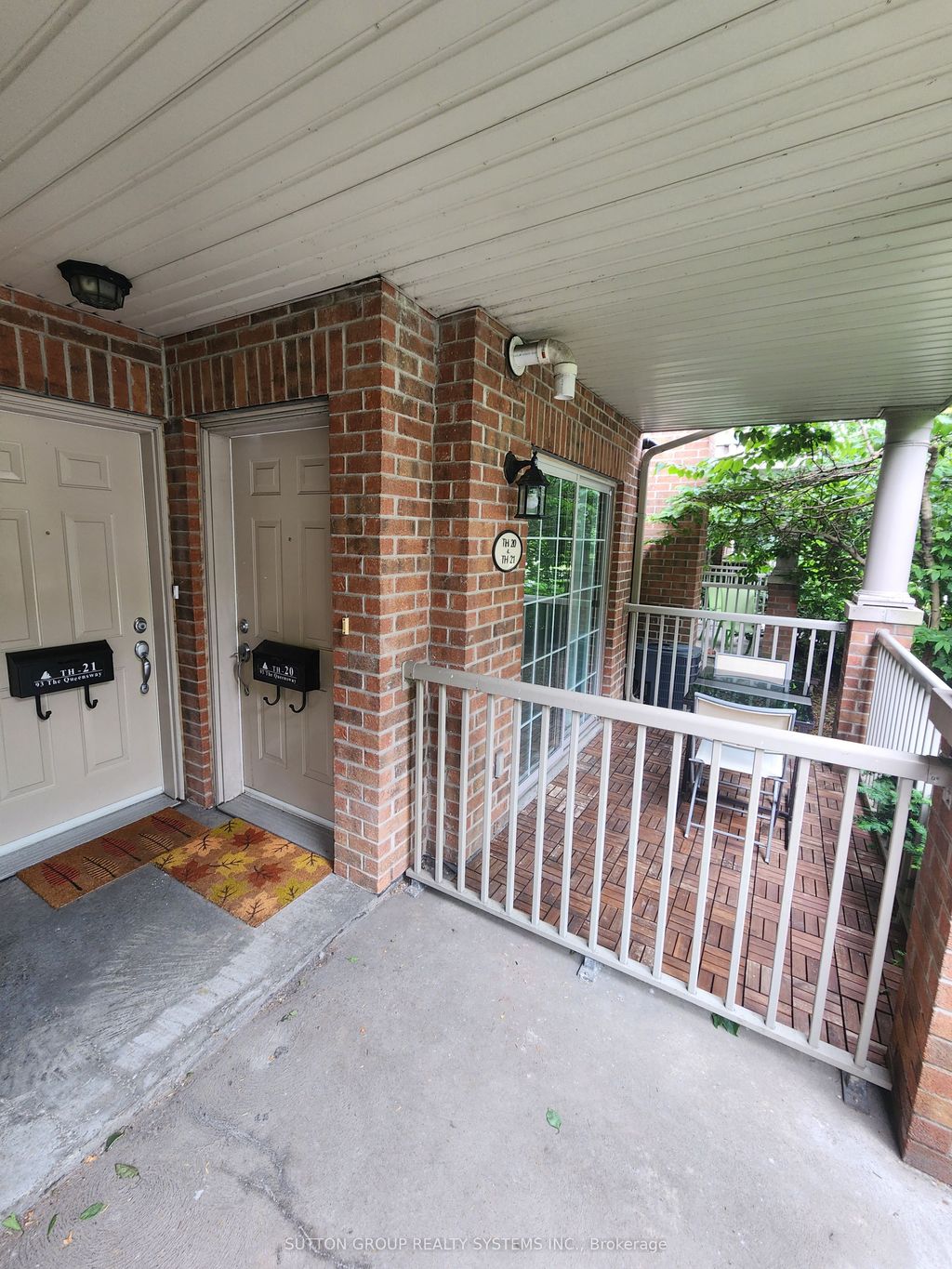 Photo of 93 The Queensway N/A #TH20, Toronto, ON M6S 5A7 (MLS # W12264964)