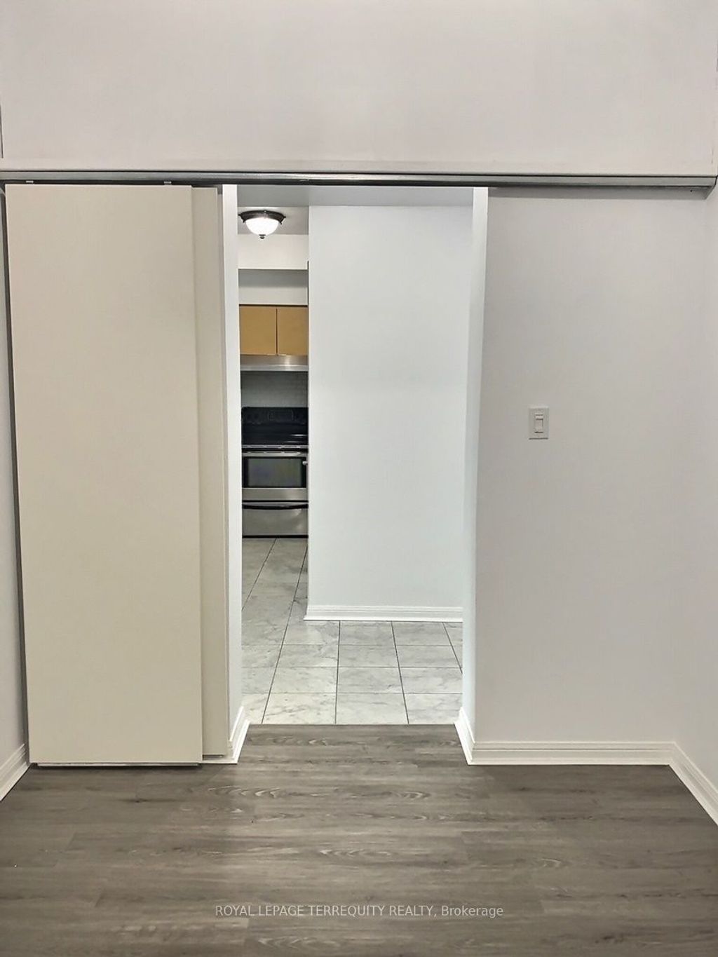 Photo of 230 Queens Quay W #2322, Toronto, ON M5J 2Y7 (MLS # C13085920)