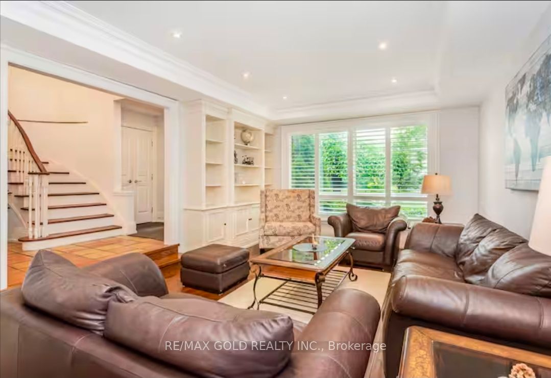 1749 Wembury Road Upper