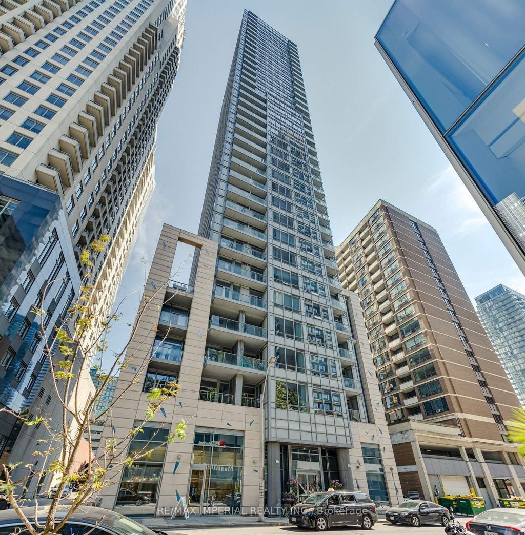 Photo of 21 Balmuto Street #1101, Toronto, ON M4Y 1W4 (MLS # C12443037)