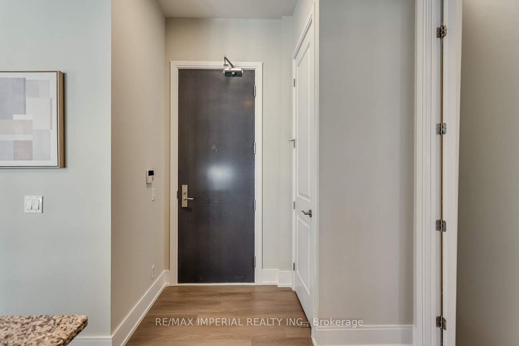 Photo of 21 Balmuto Street #1101, Toronto, ON M4Y 1W4 (MLS # C12443037)