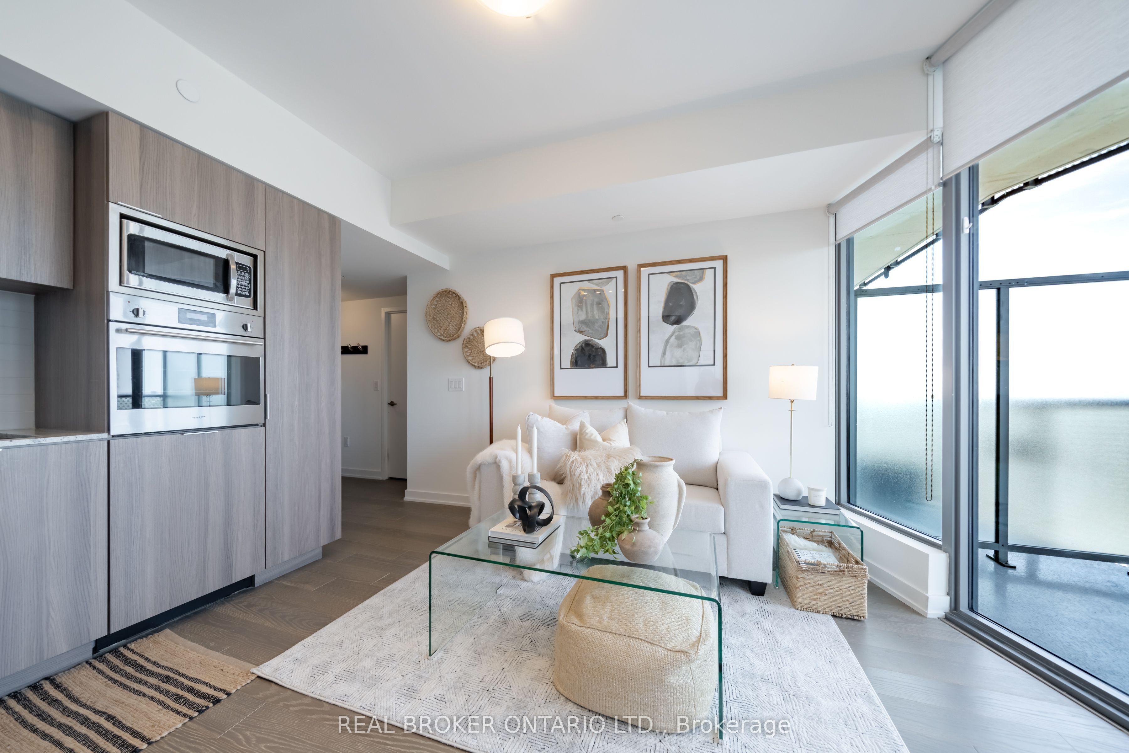 11 Wellesley Street W 5611