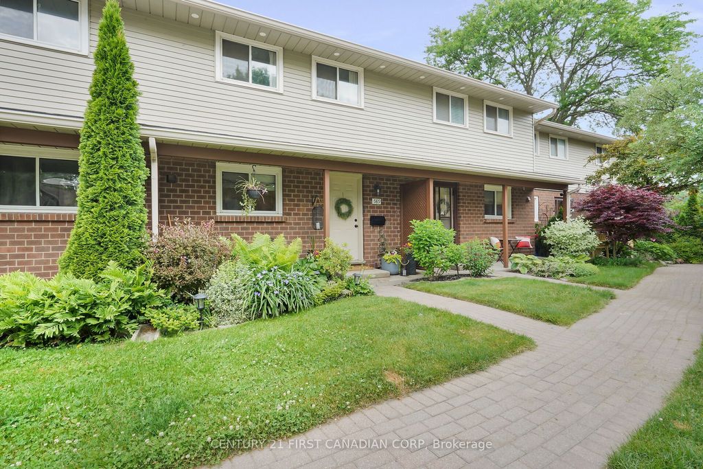 Photo of 589 Griffith Street, London South, ON N6K 2S5 (MLS # X12860300)