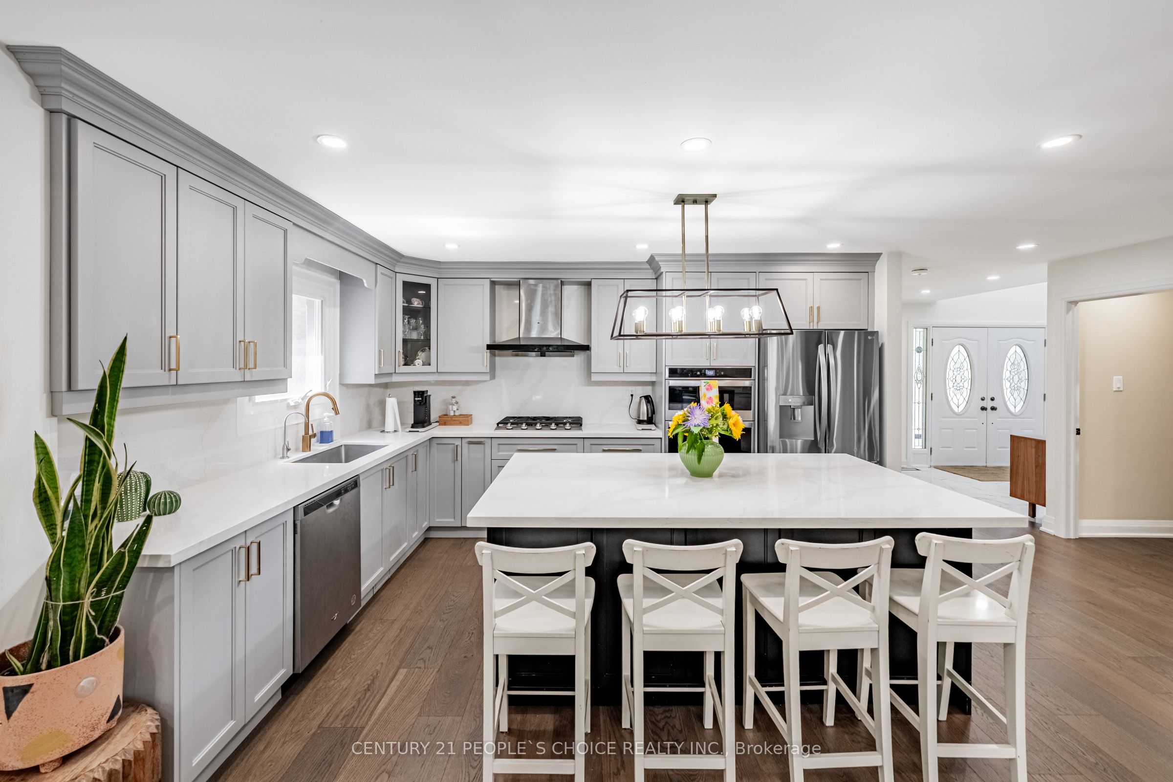 4631 Dunedin Crescent