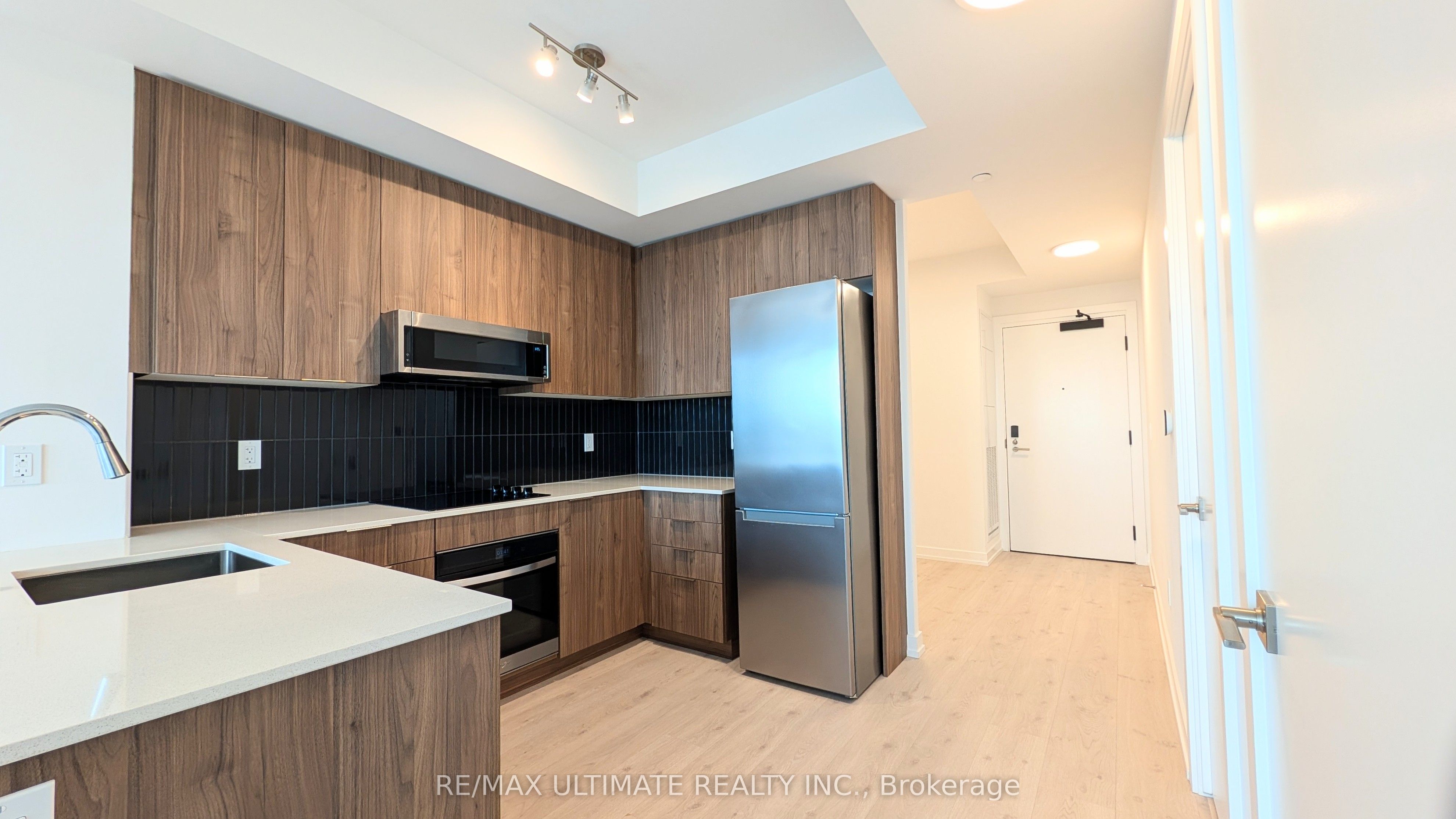 2501 Saw Whet Boulevard 506