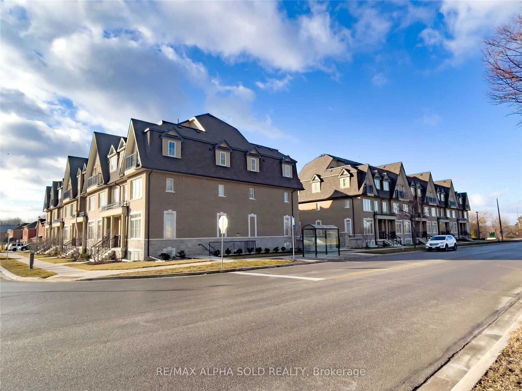 Photo of 181 Parktree Drive #16, Vaughan, ON L6A 2W5 (MLS # N12857926)