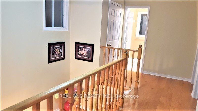 5745 Tayside Crescent