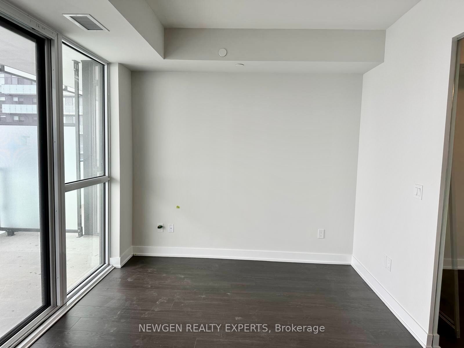 430 Square One Drive 3504