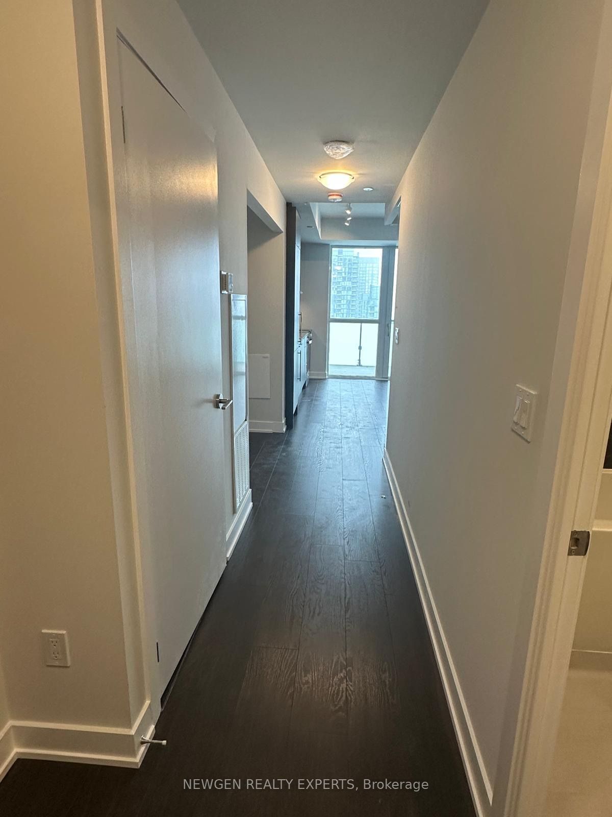 430 Square One Drive 3504