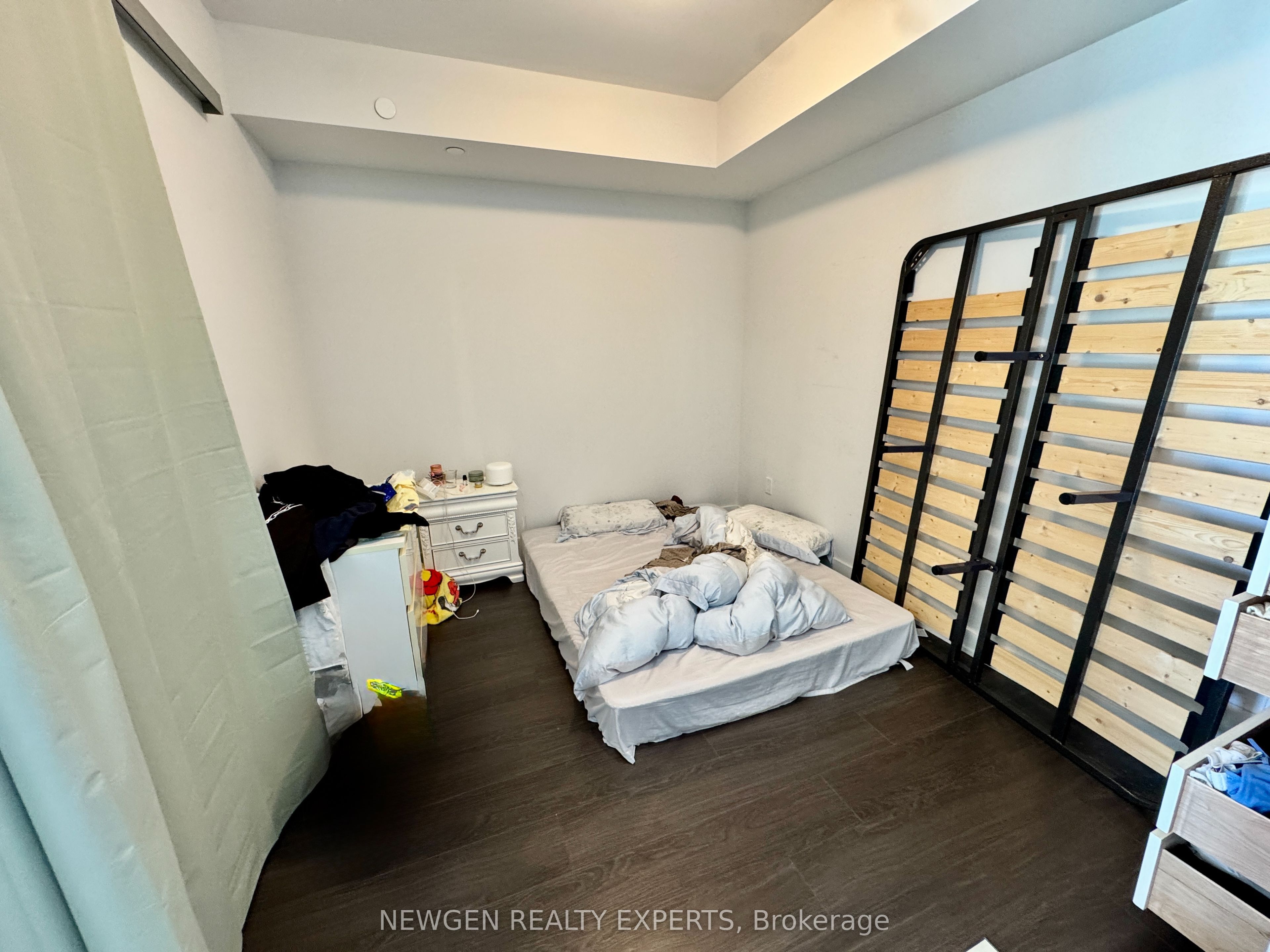 430 Square One Drive 3504