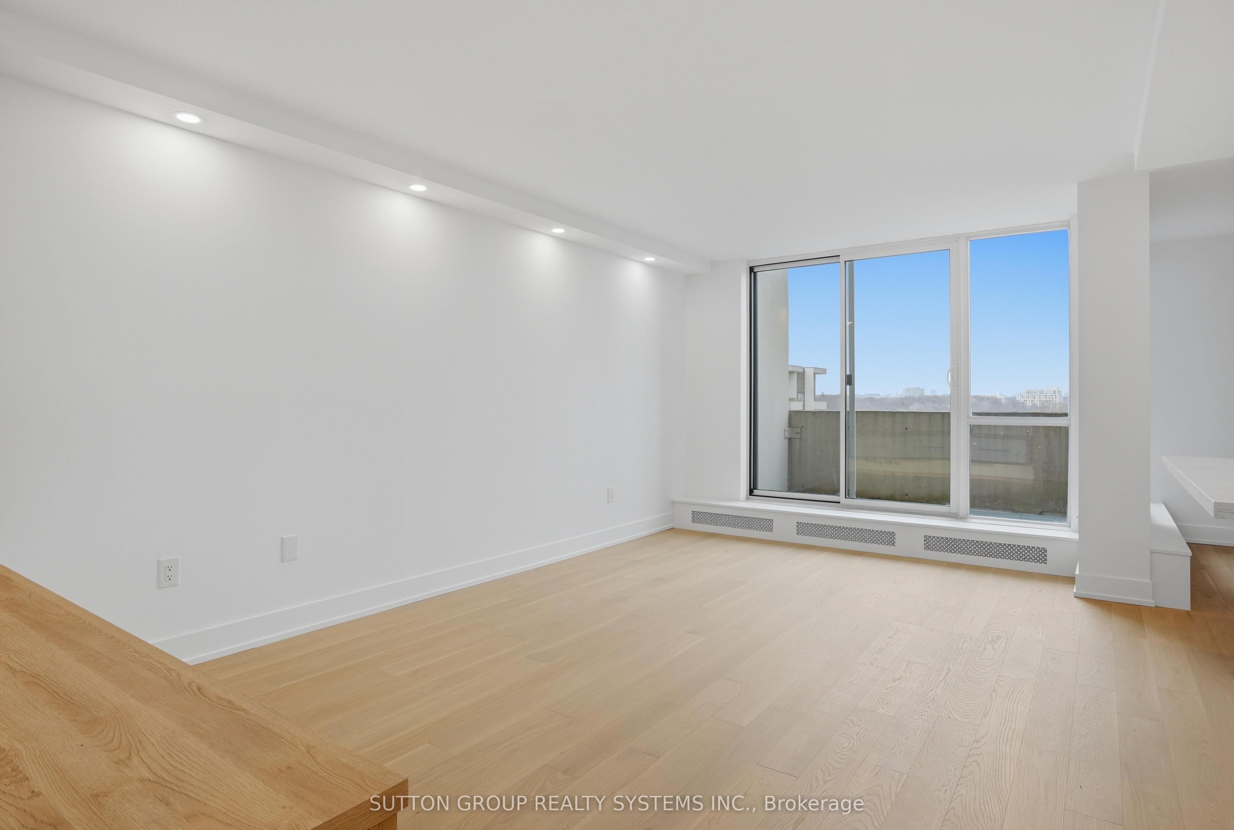 60 Southport Street 909