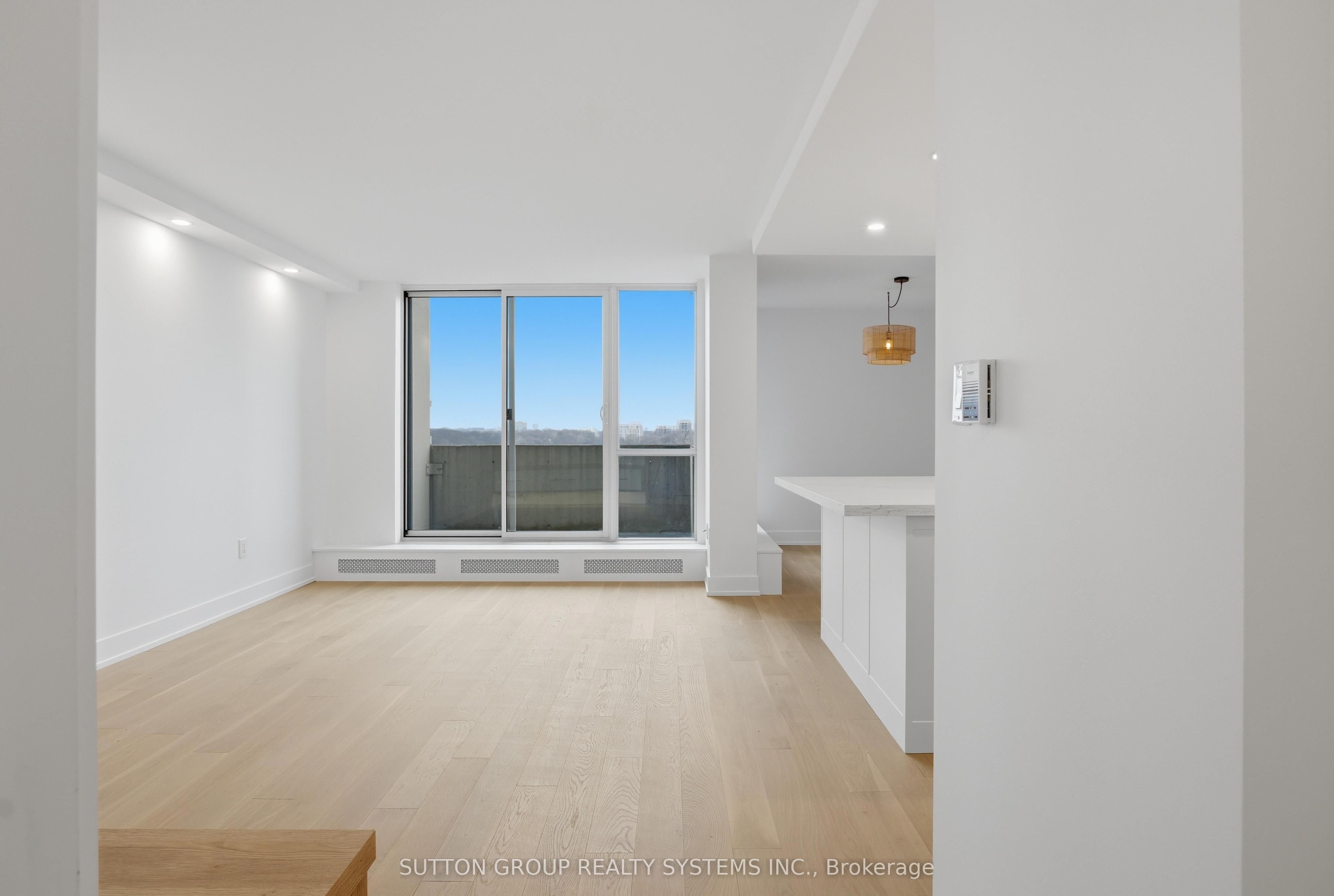 60 Southport Street 909