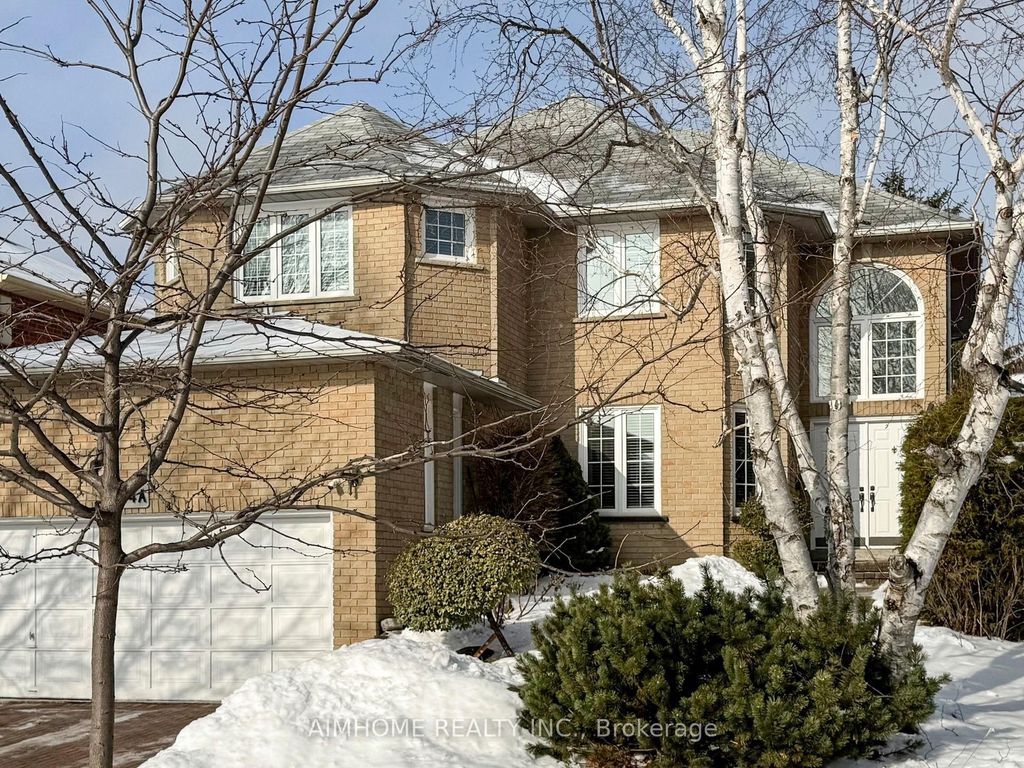 Photo of 14A Kew Gardens, Richmond Hill, ON L4B 1R4 (MLS # N12681478)