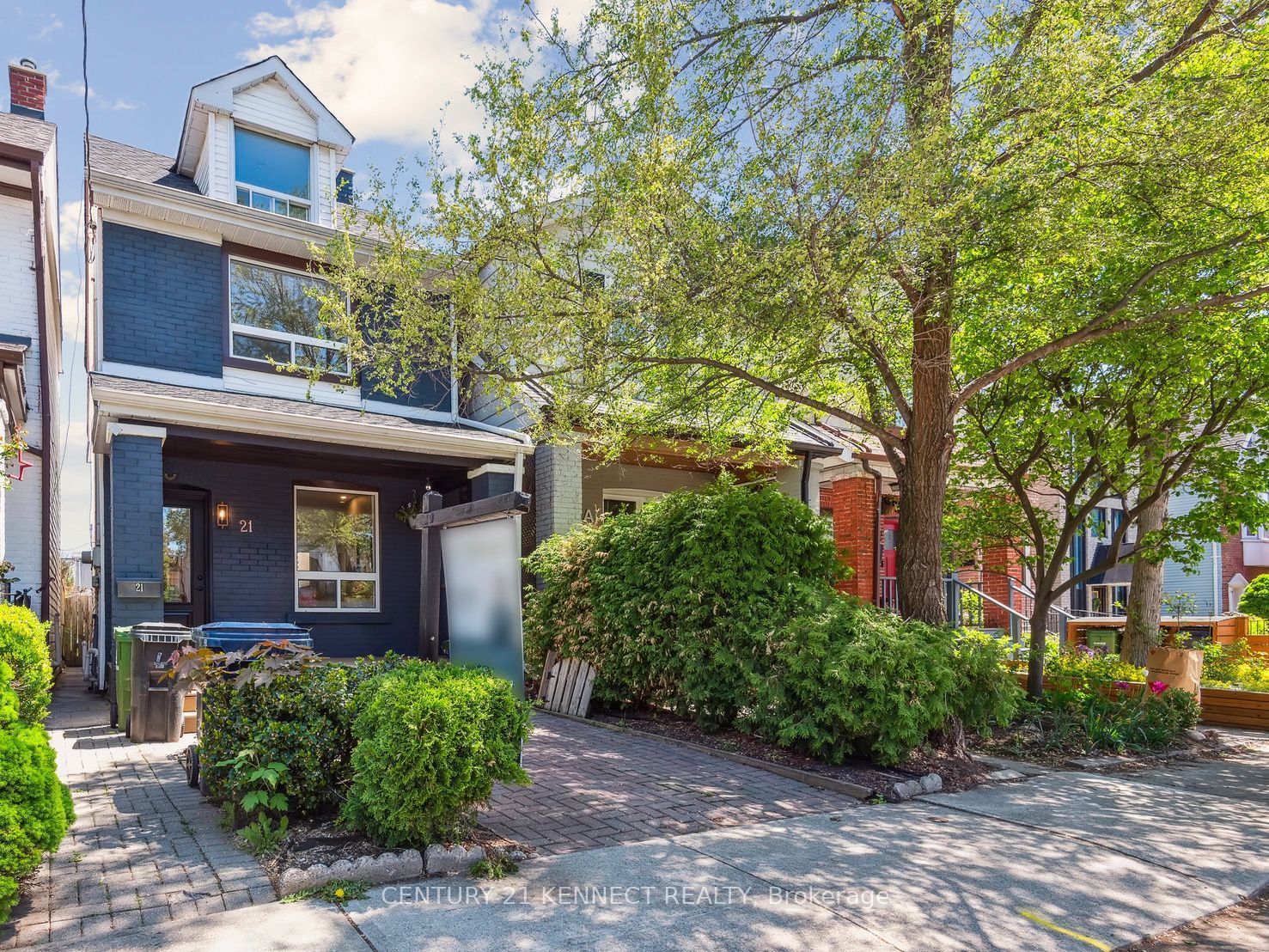 21 Frankdale Avenue