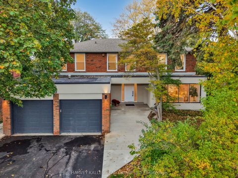 Photo of 40 Rondeau Drive, Toronto, ON M2H 1R7 (MLS # C12483765)