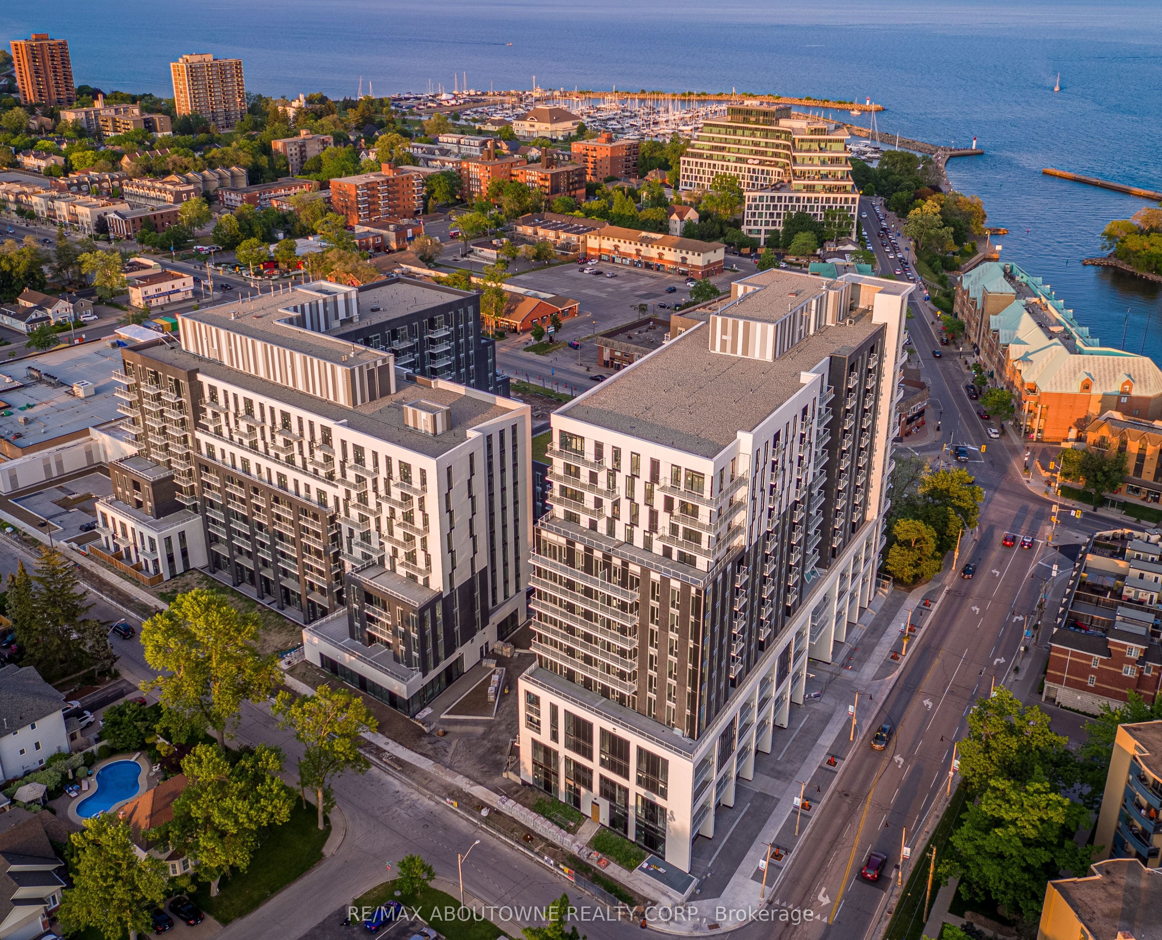 133 Bronte Road B0721
