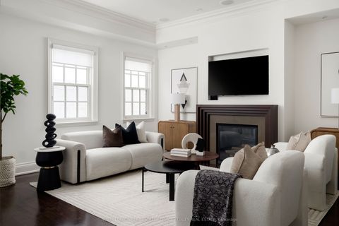 Photo of 22 Birch Avenue #Th D, Toronto, ON M4V 1C8 (MLS # C12552562)