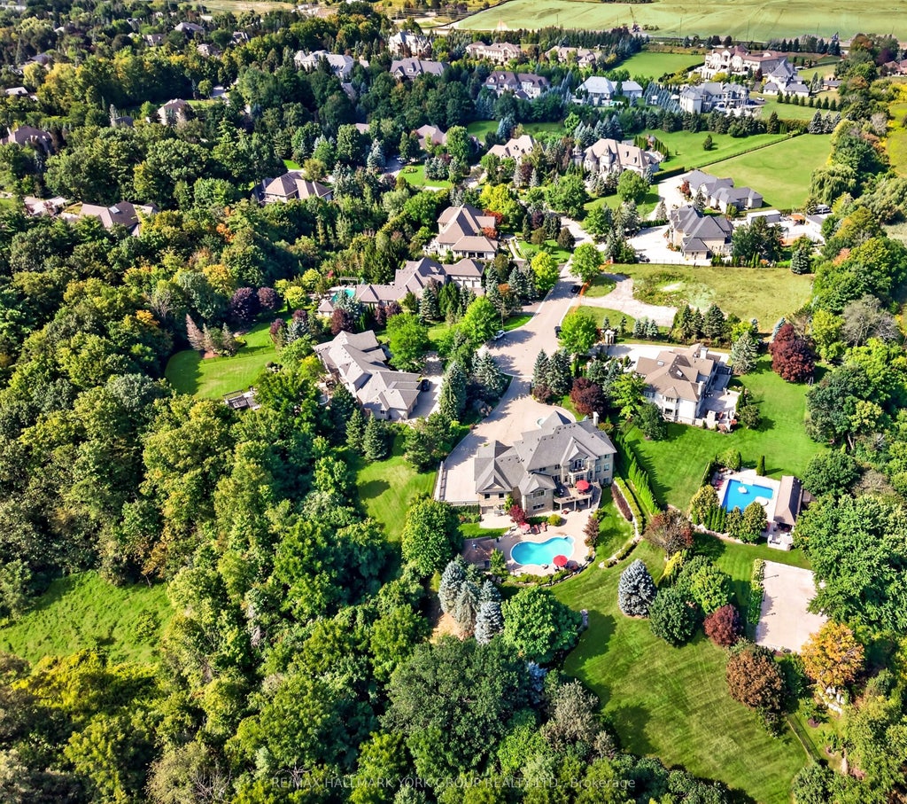 Photo of 106 Abbruzze Court, Vaughan, ON L3L 0A9 (MLS # N13870112)