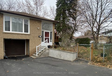 2012 Bonnymede Drive Mississauga ON L5J 1E3