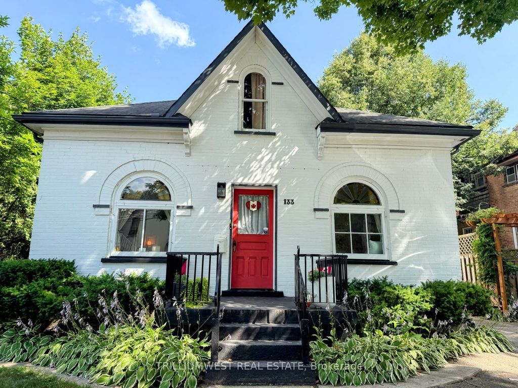 Photo of 133 David Street, Kitchener, ON N2G 1Y1 (MLS # X12457867)