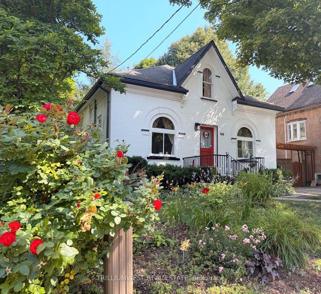 Photo of 133 David Street, Kitchener, ON N2G 1Y1 (MLS # X12457867)