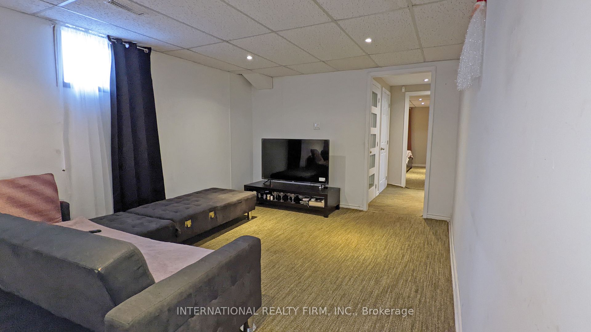 63 Centre Street E Basement