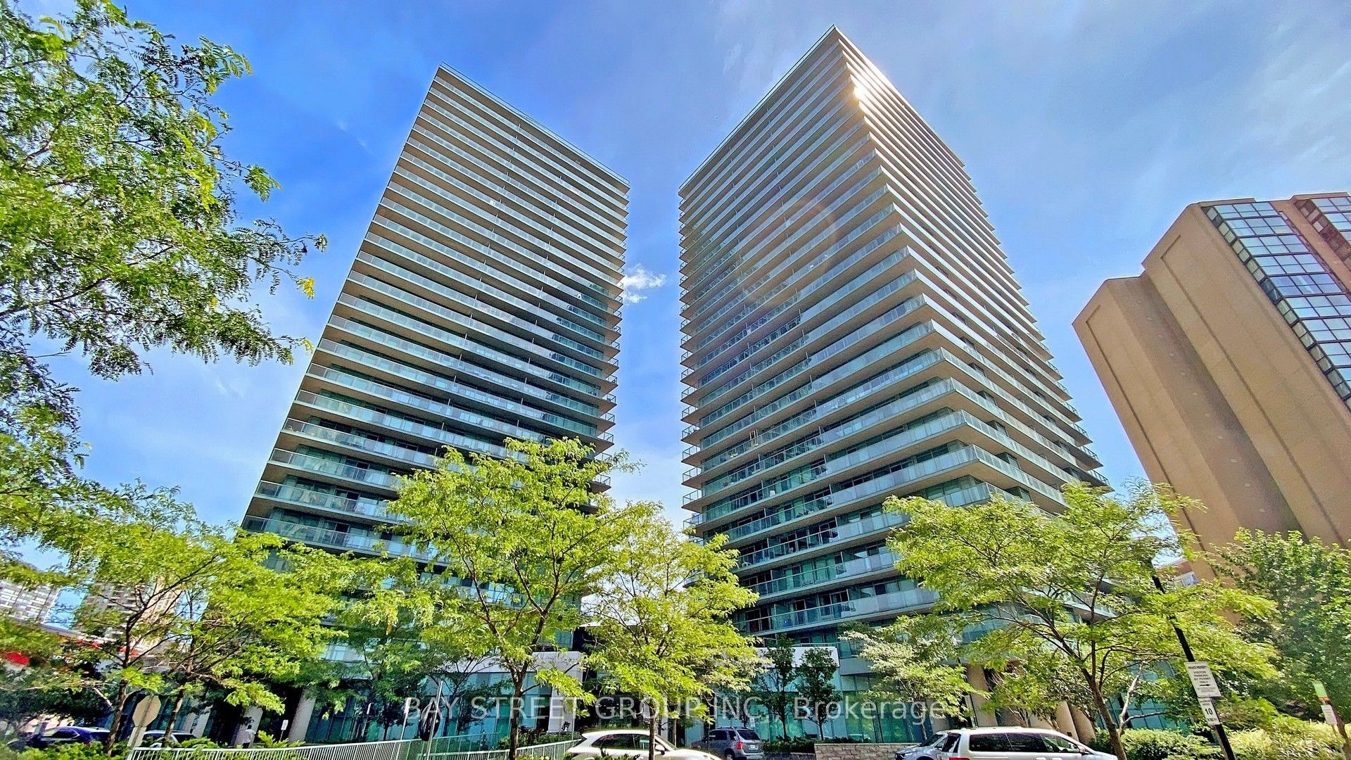 5500 Yonge Street 803