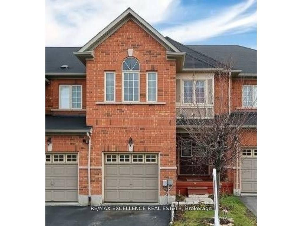 Photo of 33 Lacebark Court, Brampton, ON L6R 3M7 (MLS # W12956656)