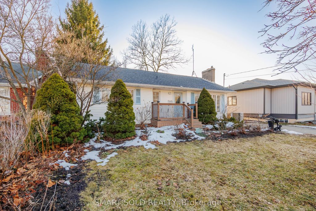 Photo of 18 Marlene Drive, St. Catharines, ON L2T 3E8 (MLS # X12858948)