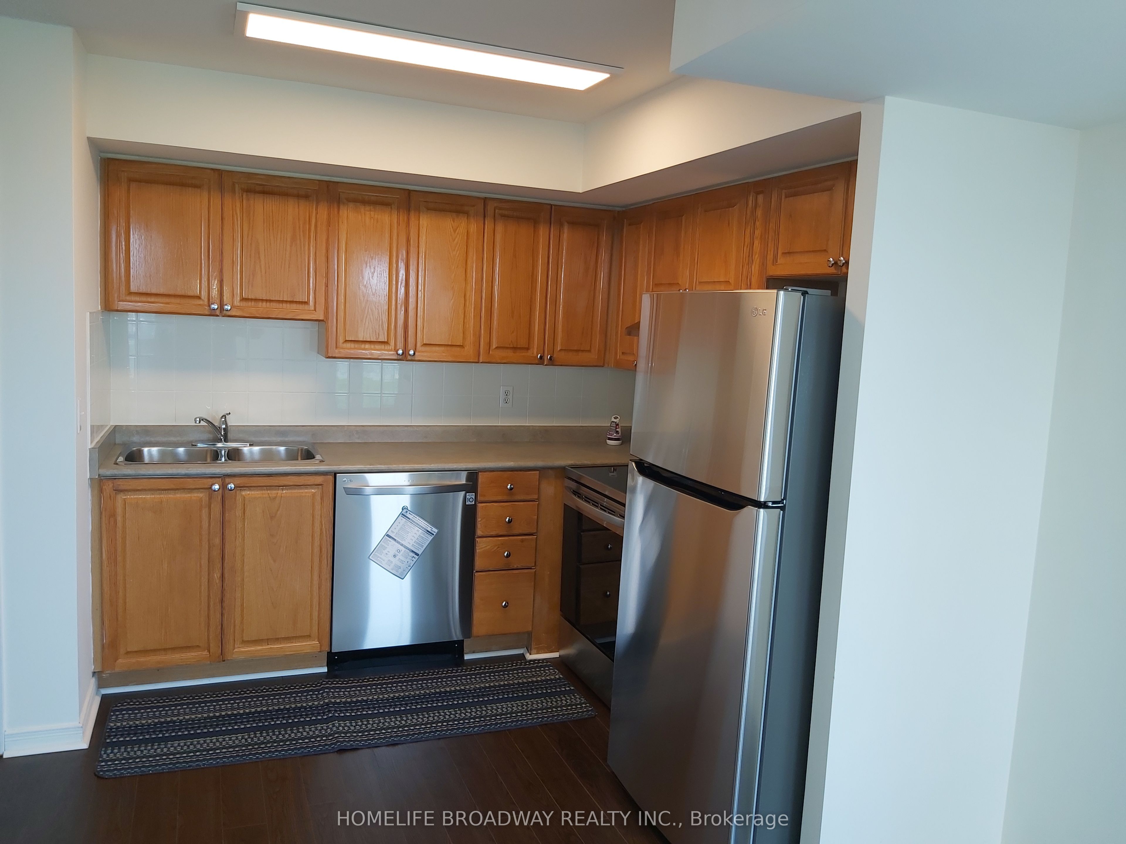 2545 Erin Centre Boulevard 1810