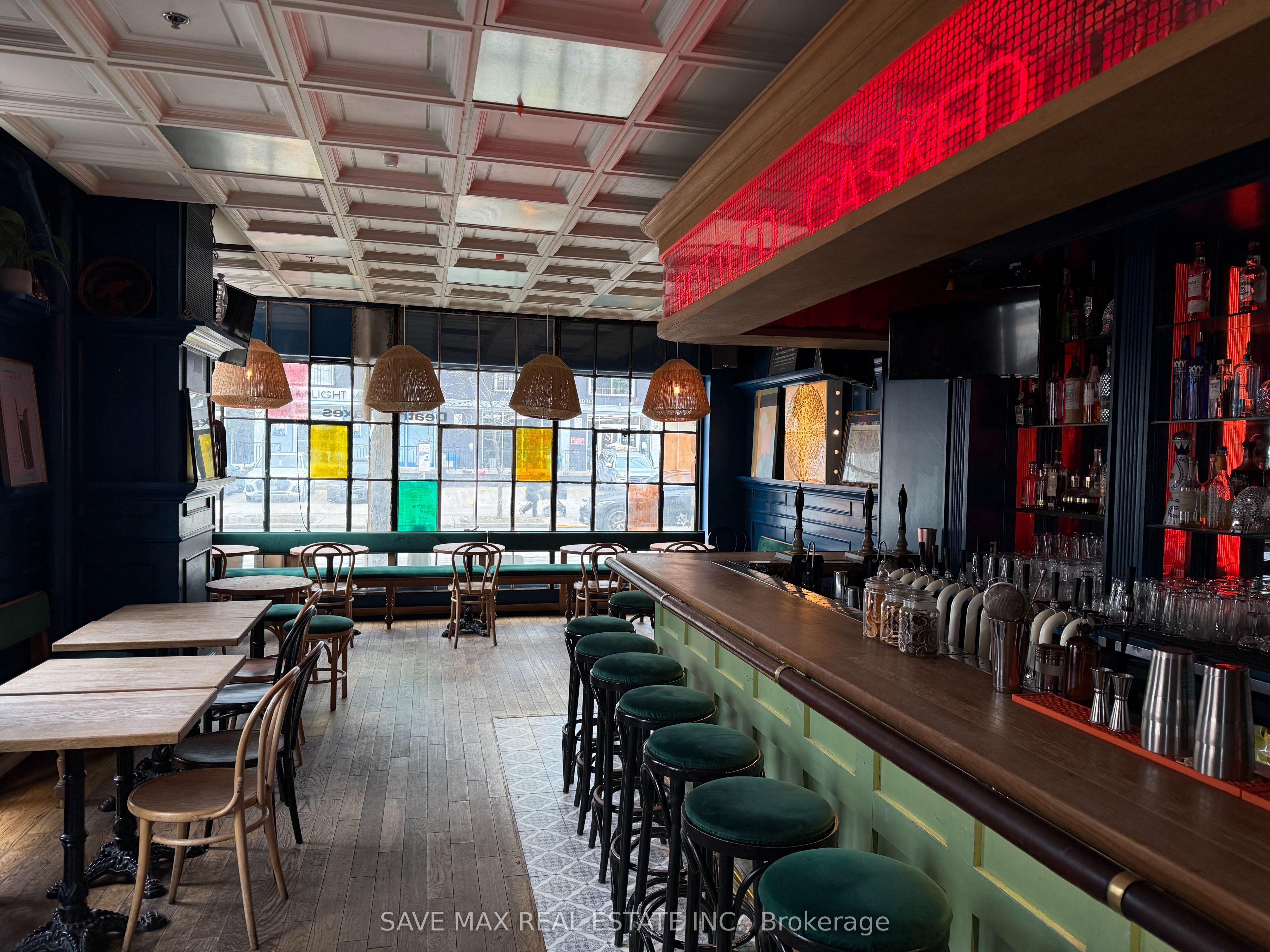 1154 Queen Street W