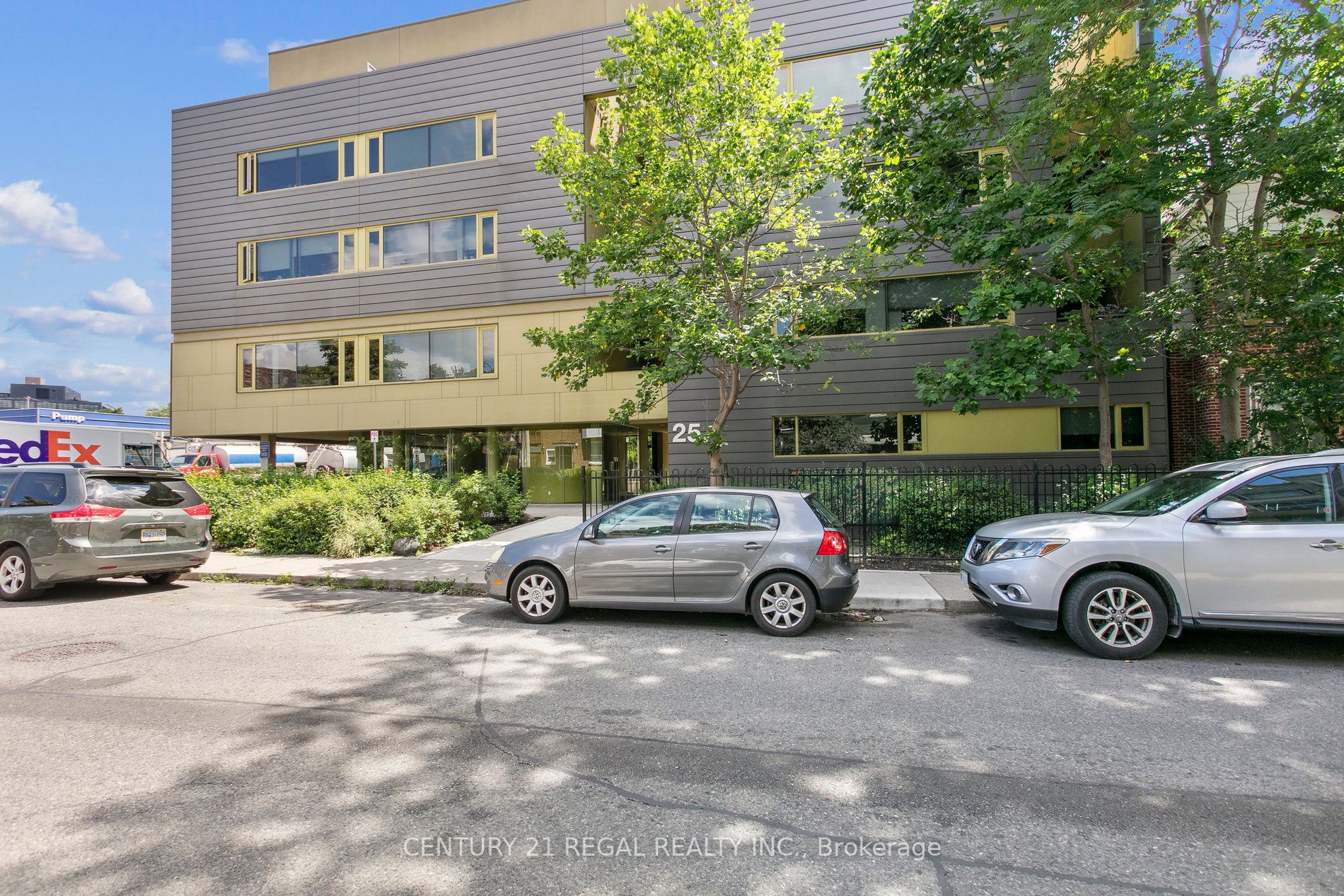 25 Ritchie Avenue 312