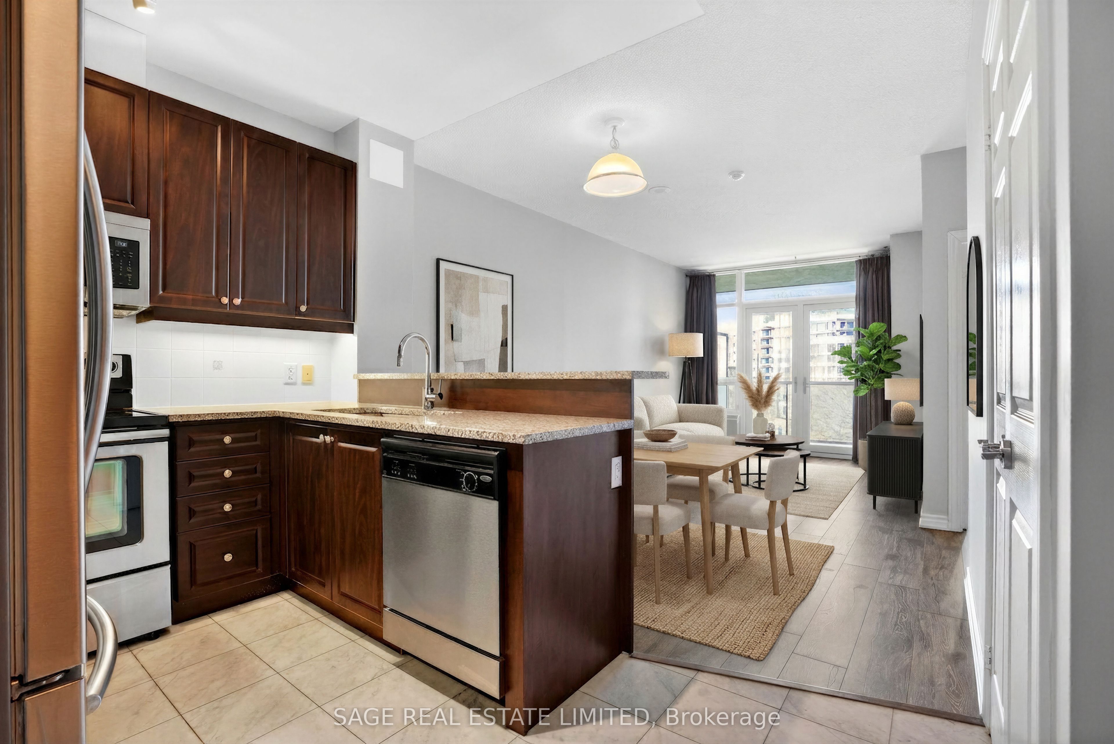 1135 Royal York Road 414