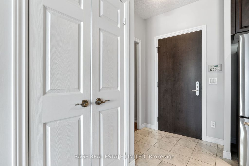 Photo of 1135 Royal York Road #414, Toronto, ON M9A 0C3 (MLS # W12863358)